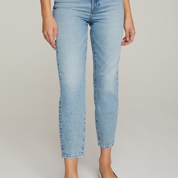 Good American Jeans - Picture 3 of 8